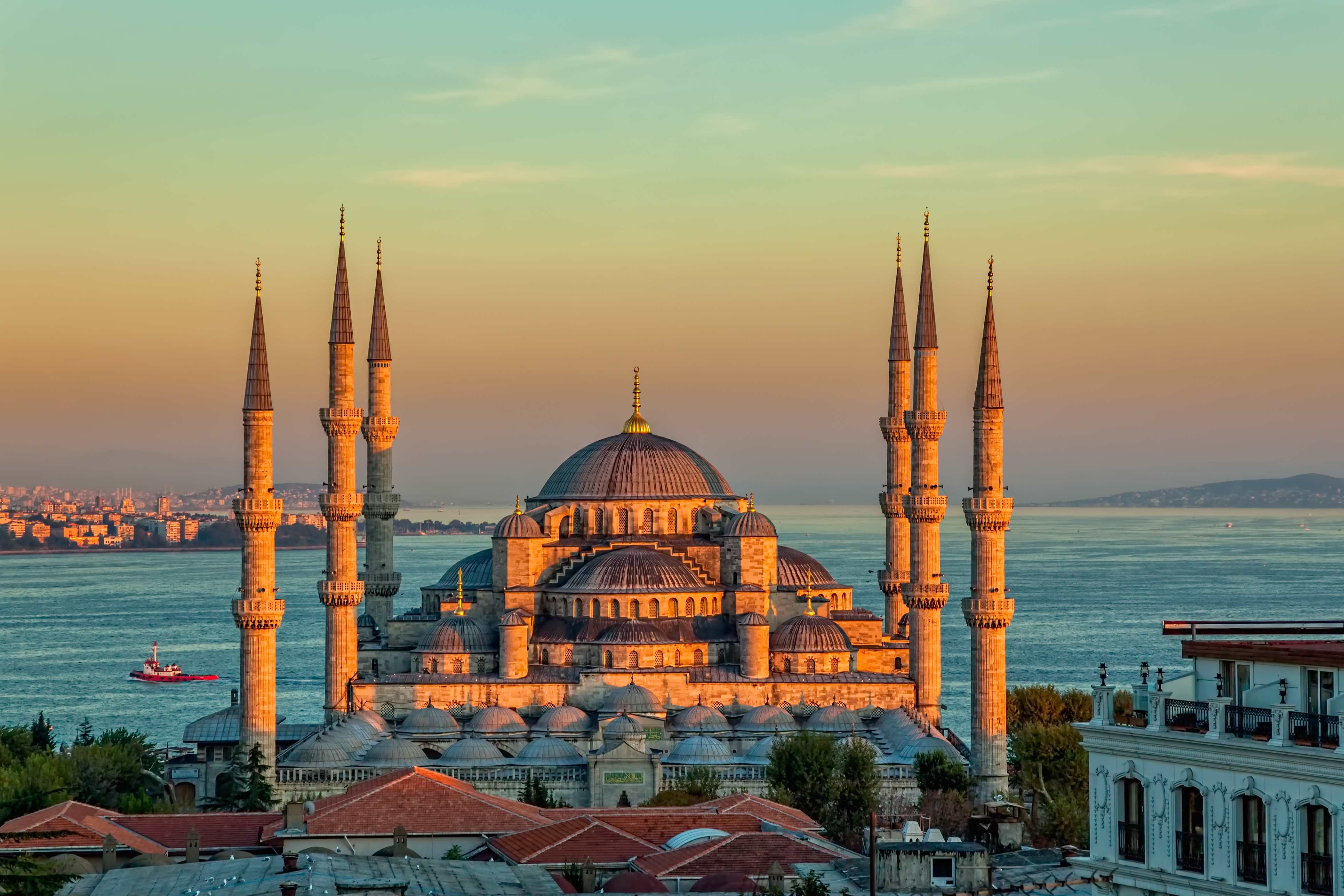 Highest temperature in Istanbul on August 29?