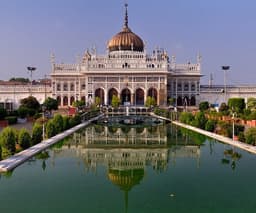 Highest temperature in Lucknow on August 29?